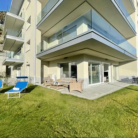 Modern House Менаджо
